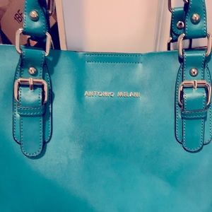 Antonia Melani leather shoulder bag